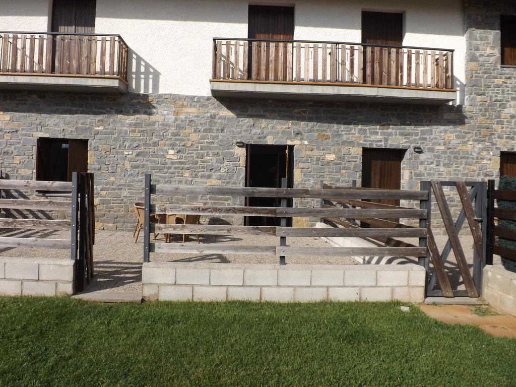 Roca Nevada Suites วิลยานัว ภายนอก รูปภาพ