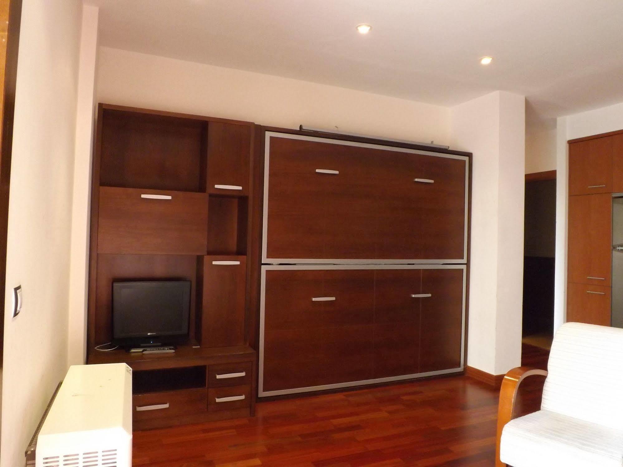 Roca Nevada Suites วิลยานัว ภายนอก รูปภาพ
