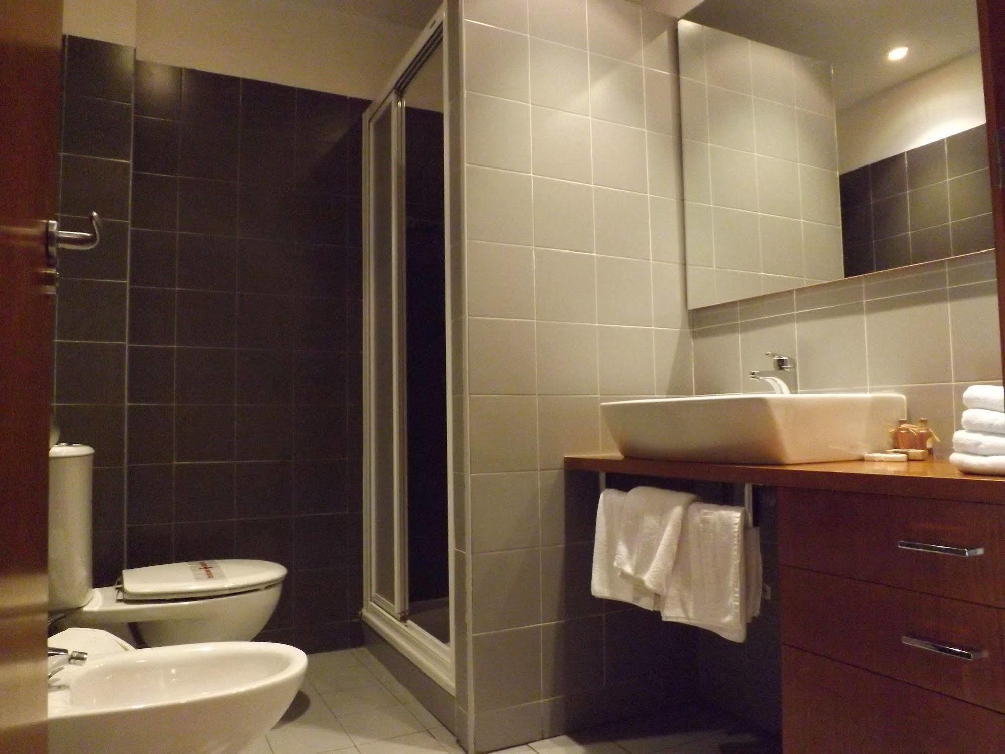 Roca Nevada Suites วิลยานัว ภายนอก รูปภาพ